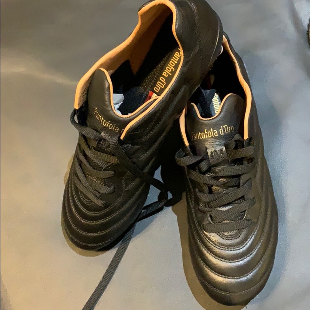 Superleggera women’s soccer shoes new cleats